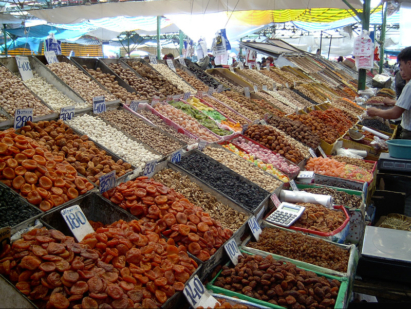 С начала года в целом по Кыргызстану наблюдалось снижение потребительских цен на 0,8% &mdash; Tazabek