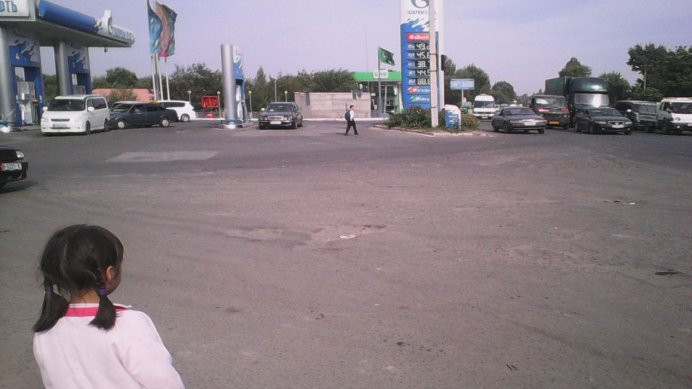 Депутат &ndash; министру транспорта: Вы что, обиделись на меня и не ремонтируете дороги? &mdash; Tazabek