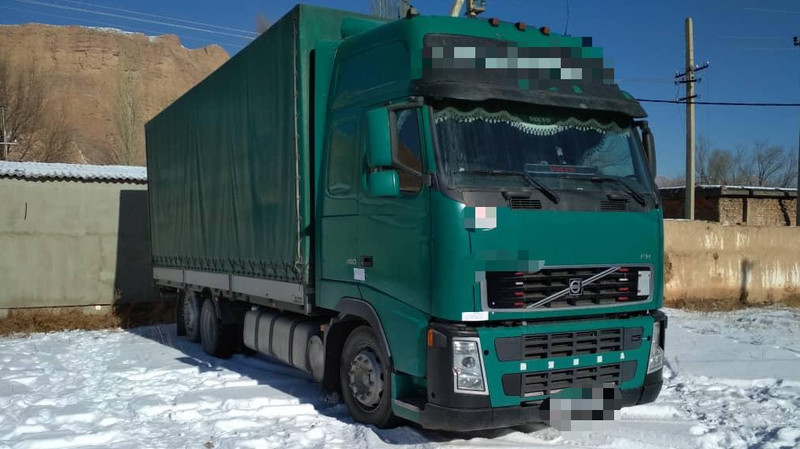 ГСБЭП задержала сотрудника ГРС по факту ввоза дорогостоящих авто по коррупционной схеме, ущерб превысил 20 млн сомов &mdash; Tazabek