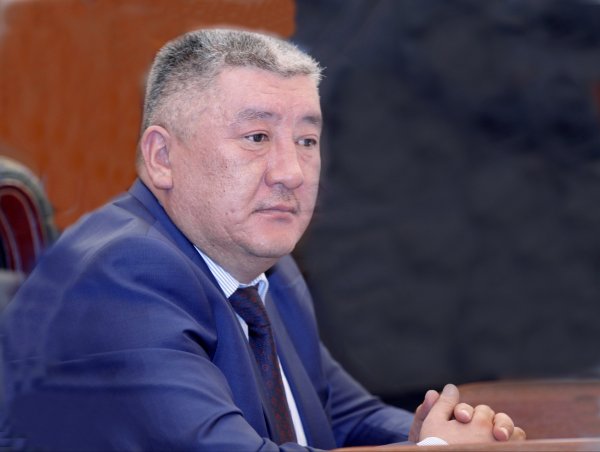 Необходимо, чтобы ГРС взялась за работу по переоформлению машин на каждого собственника, а не по поручительству, - депутат &mdash; Tazabek