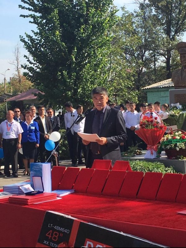 ОАО &laquo;МАМ&raquo; подарило авиационному колледжу им. И.Абдраимова два больших монитора &mdash; Tazabek