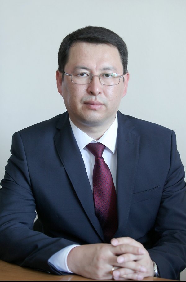 Глава ГСБЭП А.Кадыралиев: Журнал ТОП-200 крупнейших компаний Кыргызстана послужит повышению притока инвестиций и здоровой конкуренции в КР &mdash; Tazabek