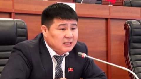 Депутат Т.Икрамов предложил сменить главу Минфина А.Касымалиева &mdash; Tazabek