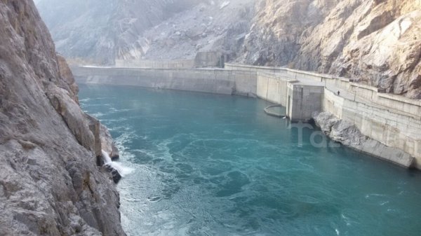 Как менялся объем воды в Токтогульском водохранилище за последние 8 лет? (данные на 14 ноября) &mdash; Tazabek