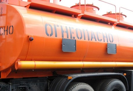 ГСБЭП задержала автомашину «МАН» с 40 тоннами авиакеросина, неопломбированного ГНС — Tazabek