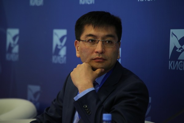 Интернет-компании для получения разрешения на строительство ВОЛС в КР тратят как минимум 2 года, - экономист &mdash; Tazabek