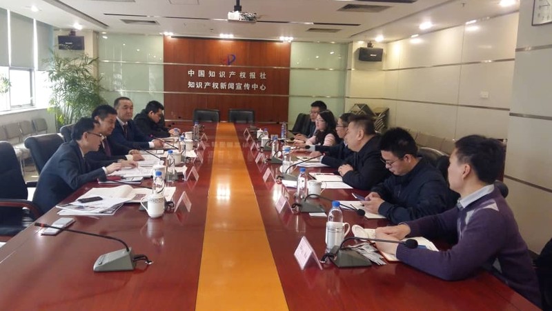 Кыргызпатент ознакомился с системой подачи заявок Китая на объекты интеллектуальной собственности &mdash; Tazabek