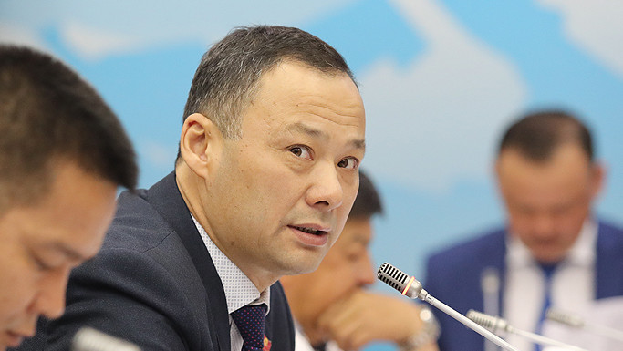 Депутат &mdash; главе ГТС: Говорили о 10-кратном росте поступлений в ошской таможне. Эти показатели держатся или изменились? &mdash; Tazabek