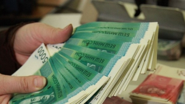 С начала года на госслужбы, экономические вопросы, комуслуги потрачено 67 млрд сомов, - Минфин &mdash; Tazabek