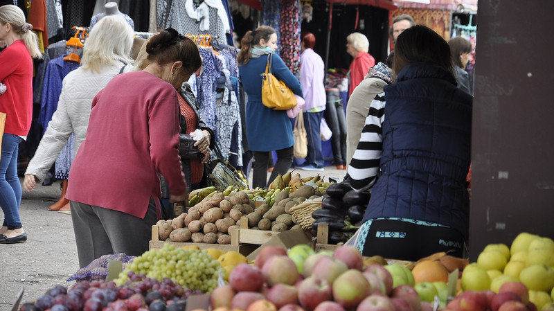 Основные продукты питания в Кыргызстане среди стран ЕАЭС дороже белорусских, дешевле российских (показатели) &mdash; Tazabek