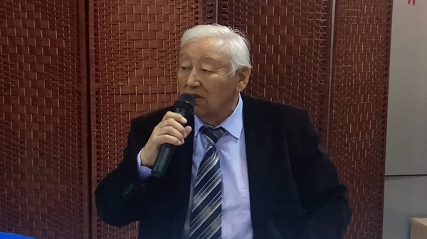 Отбор издательств, пишущих учебники, проводят через «кыргызчылык», - представитель КАО