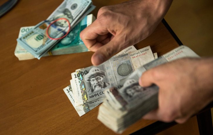 Теперь по закону сообщивший о коррупции человек получит вознаграждение  от возмещенной суммы &mdash; Tazabek