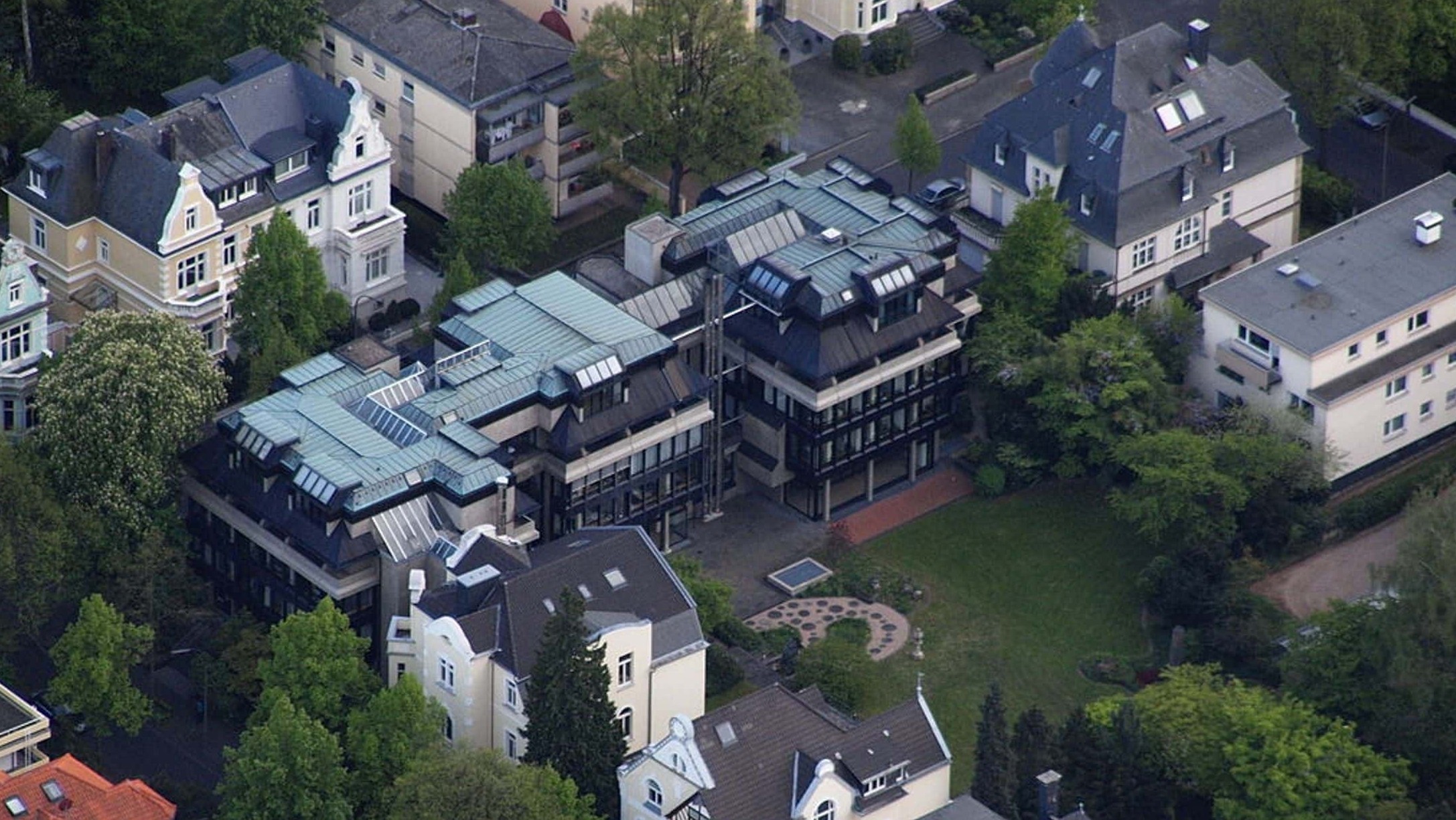 Германияда илимий изилдөөлөрдү жүргүзүүгө Александр фон Гумбольдт атындагы грант. Дедлайн: 31-декабрь 2017