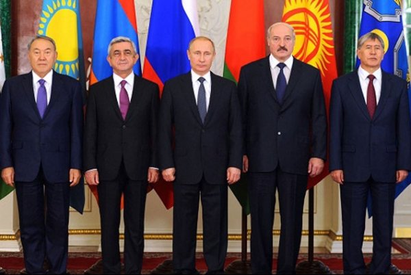 Было бы наивно, не прикладывая усилий, ожидать мгновенного экономического чуда от интеграции КР в ЕАЭС, - Минэкономики &mdash; Tazabek