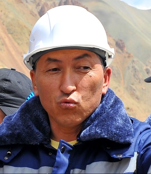 Директор ГП &laquo;Кыргызкомур&raquo; М.Жакыпов, которого депутат ЖК обвиняет в краже 35 млн сомов, временно отстранен от должности &mdash; Tazabek