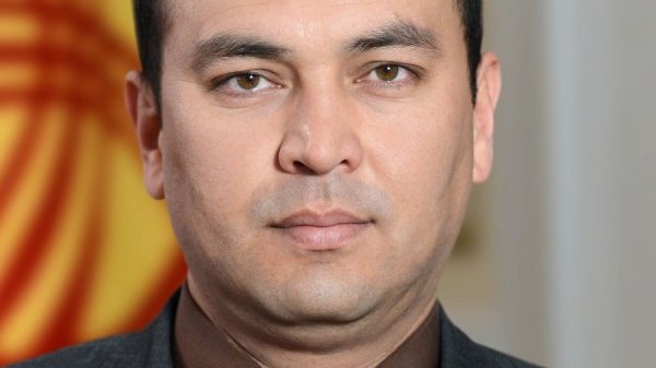 Уже 2 года как в Таможне существует план по борьбе с коррупцией, -  секретарь Совета обороны Т.Джумакадыров &mdash; Tazabek