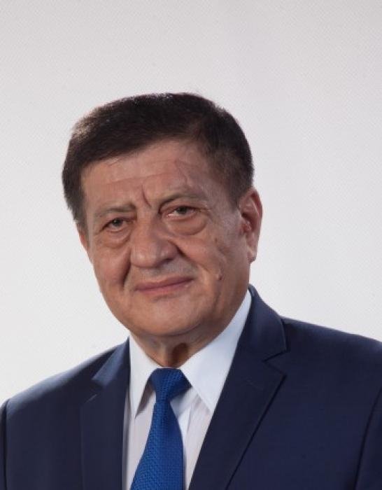 Глава «Кыргызтелекома» Э.Ешеналиев грозился, что у него хорошая «крыша» и депутатская комиссия ничего не сделает, - депутат А.Артыков — Tazabek