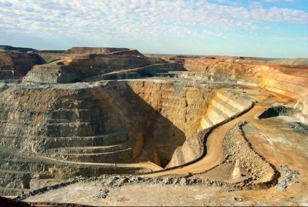 Джеруй через 1,5-2 года даст плоды и мы перестанем смотреть только на Кумтор, - президент А.Атамбаев &mdash; Tazabek