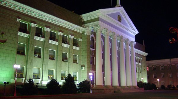 Бизнес-обзор: От &laquo;Народно-Демократической Партии Кыргызстана&raquo; в горкенеш идет владелец компании duty free, работники &laquo;Автомаш-Радиатор&raquo; и таможенный брокер &mdash; Tazabek