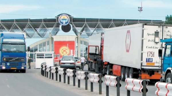 Кыргызстан для других стран ЕАЭС является конкурентом, - экономист И.Сайпидинов о проблемах с транзитом кыргызстанской продукции &mdash; Tazabek