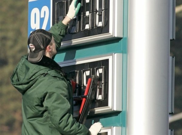 Госантимонополия отмечает незначительное снижение цен на местный уголь и бензин марок А-80 и А-92 &mdash; Tazabek