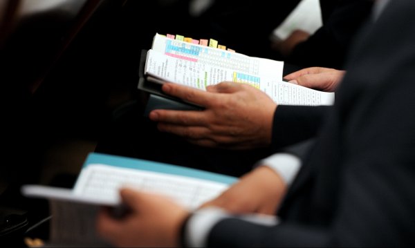 Минфин внес в ЖК законопроект об обязательном размещении итогов исполнения договора по госзакупкам на веб-портале &mdash; Tazabek