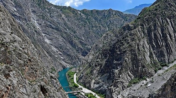 По 3 фазе реабилитации Токтогульской ГЭС будут отремонтированы плотины Курпсайской, Таш-Кумырской, Шамалды-Сайской и Уч-Курганской ГЭС, - Госкомпромэнергонедр &mdash; Tazabek