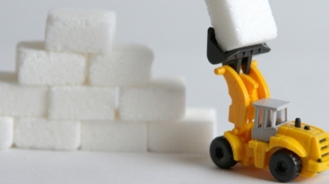 За 4 месяца Кыргызстан в 2,6 раза увеличил импорт сахара &mdash; Tazabek