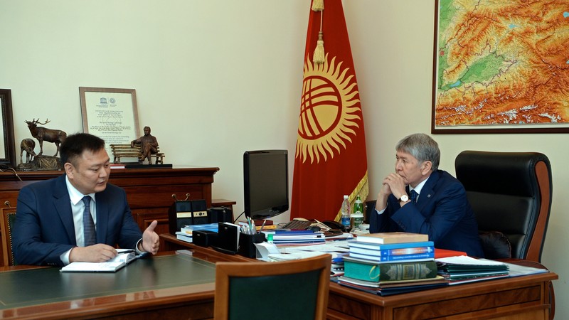 А.Атамбаев потребовал от главы Госкомэнергонедр Д.Зилалиева обеспечить тщательную подготовку к началу реализации гидроэнергопроектов &mdash; Tazabek