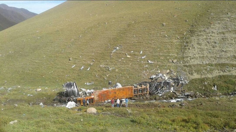 Авария с участием одного грузового трала, везшего кабель для реконструкции Токтогульской ГЭС, не повлияла на график работ модернизации, - &laquo;ЭС&raquo; &mdash; Tazabek