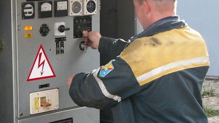 За несвоевременные платежи &laquo;Северэлектро&raquo; отключило электроснабжение у 2,2 тыс. абонентов в двух районах Бишкека &mdash; Tazabek