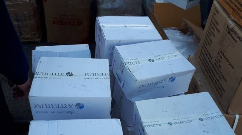 Таможня пресекла контрабандный ввоз партии товаров на 0,5 млн сомов из Таджикистана &mdash; Tazabek