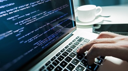 Подготовку программистов хотят отдать Юридической академии, КАРПОУ недоумевает