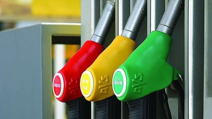 Рынок ГСМ: Топливо снова выросло в цене (цены на АЗС, рост) &mdash; Tazabek