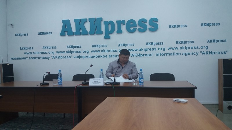 Объединение перевозчиков нефтепродуктов Кыргызстана просит правительство убрать требование об измерении осевой массы у бензовозов &mdash; Tazabek