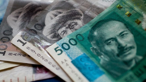 По Кыргызстану существуют большие разрывы в заработных платах в регионах, - министр экономики О.Панкратов &mdash; Tazabek