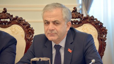 Депутат внес в ЖК законопроект, придающий ГП &laquo;Кыргызпочтасы&raquo; статус госоператора почтовой связи &mdash; Tazabek