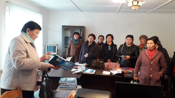 Нарында китепканалардын аймактарды өнүктүрүүдөгү ролу талкууланды (сүрөт)