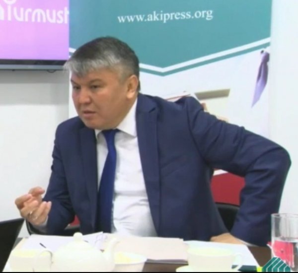 Министр А.Кожошев рассказал, как получил квартиру в мкрн Джал &mdash; Tazabek