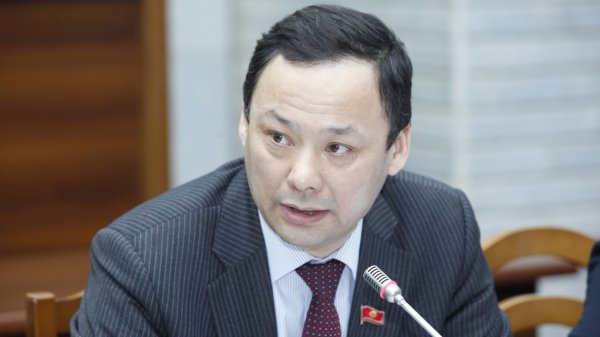 Несмотря на решение суда, отель &laquo;Ак-Кеме&raquo; и АО &laquo;Айдан фарм&raquo; не погашают свои долги перед государством, - депутат &mdash; Tazabek