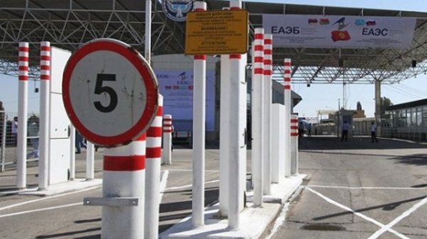 Казахстан снял фитосанитарный контроль на границе с Кыргызстаном &mdash; Tazabek