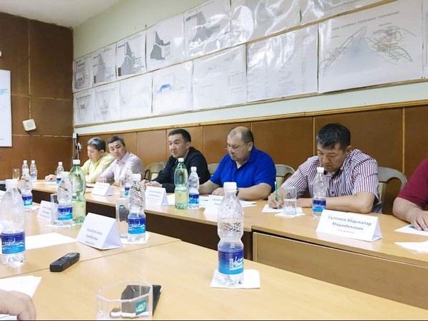 Фоторепортаж&mdash;депутаты ЖК ознакомились с ходом реконструкции Токтогульской ГЭС и Камбар-Атинской ГЭС-2 &mdash; Tazabek