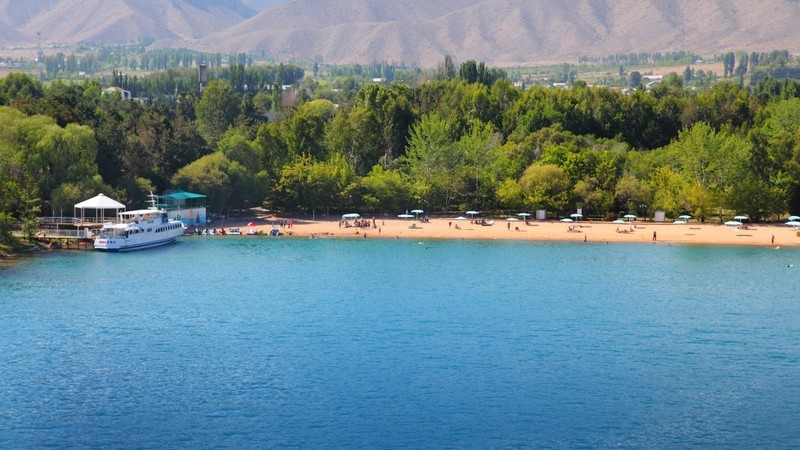 ФГИ назвал 111 гособъектов  незавершенного строительства в Иссык-Кульской области, включая  рестораны, корпуса, коттеджи и бильярдные (данные по пансионатам) &mdash; Tazabek