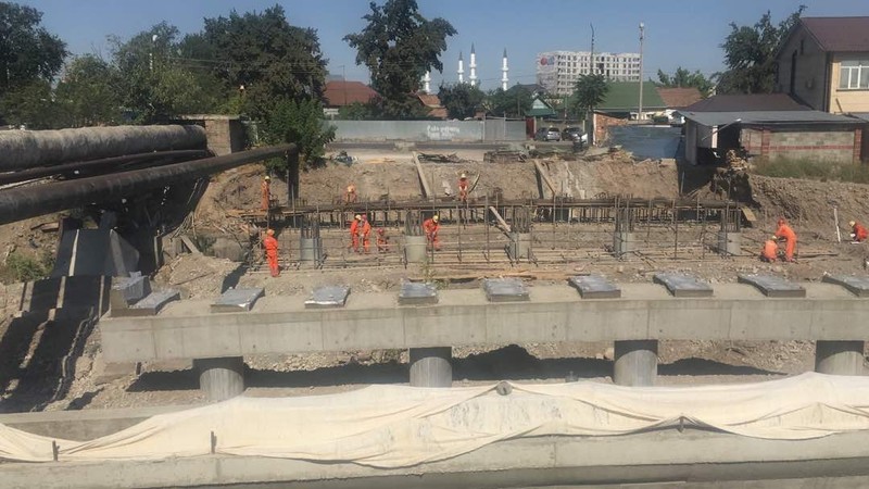 Фото &mdash; Ход строительства моста и укладки дорожного полотна на Фрунзе-Айтматова &mdash; Tazabek