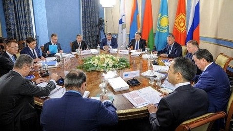 С подписанием &laquo;дорожной&raquo; карты границы не откроются, поэтому подписание не состоялось, - министр экономики А.Новиков о ситуации с Казахстаном &mdash; Tazabek