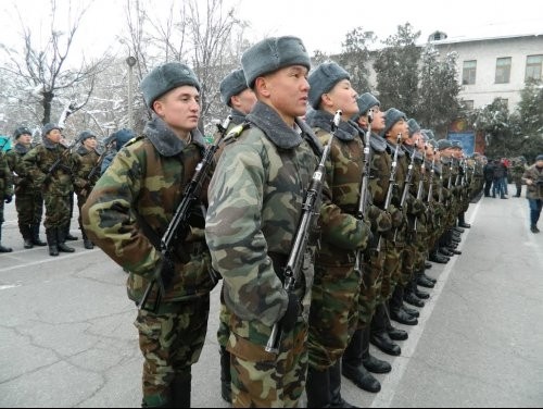 Депутаты предлагают сохранить результаты ОРТ на 2 года для военнослужащих, Минобразования против