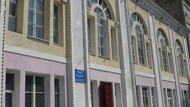 Бишкекская ветинспекция выявила нарушения в столовой Института горных технологий &mdash; Tazabek