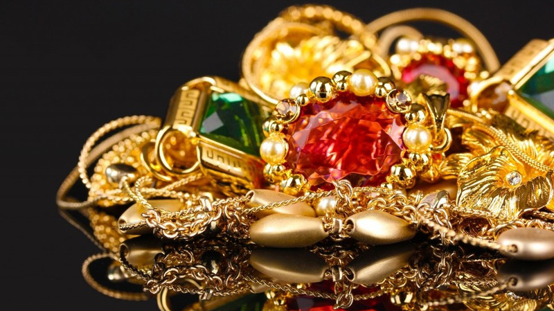 В апреле Минфин проверит 21 субъект в сфере продажи ювелирных изделий, в том числе отделы в ТЦ &laquo;Рахат Пэлэс&raquo;, &laquo;Беш-Сары-Сити&raquo;, ЦУМ (список) &mdash; Tazabek