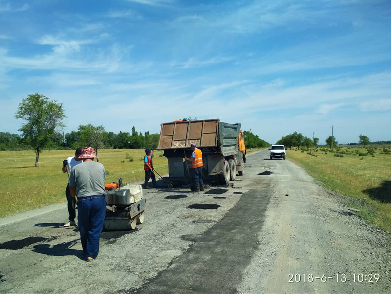 Состояние дорог Эркин-Сай&mdash;Кум-Арык, Сосновка&mdash;Сары-Булак, Кара-Балта&mdash;Монолдор удовлетворительное, но нужен ямочный ремонт, - Минтранс &mdash; Tazabek