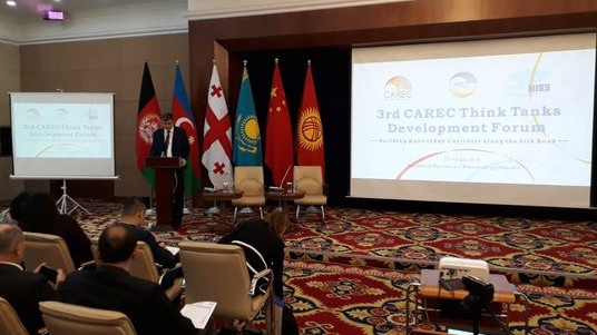 Казахстан в год привлекает более $11 млрд иностранного капитала, Узбекистан и Кыргызстан &mdash; $1 млрд, - экономист Чж.Цянву &mdash; Tazabek